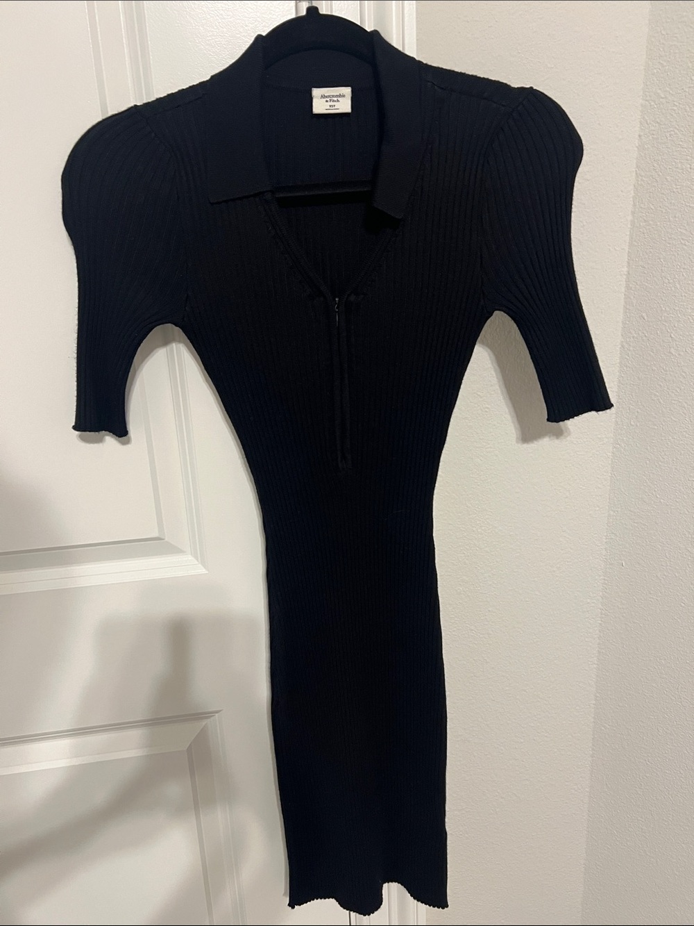 Abercrombie & Fitch Black Ribbed Zip-Front Mini Dress